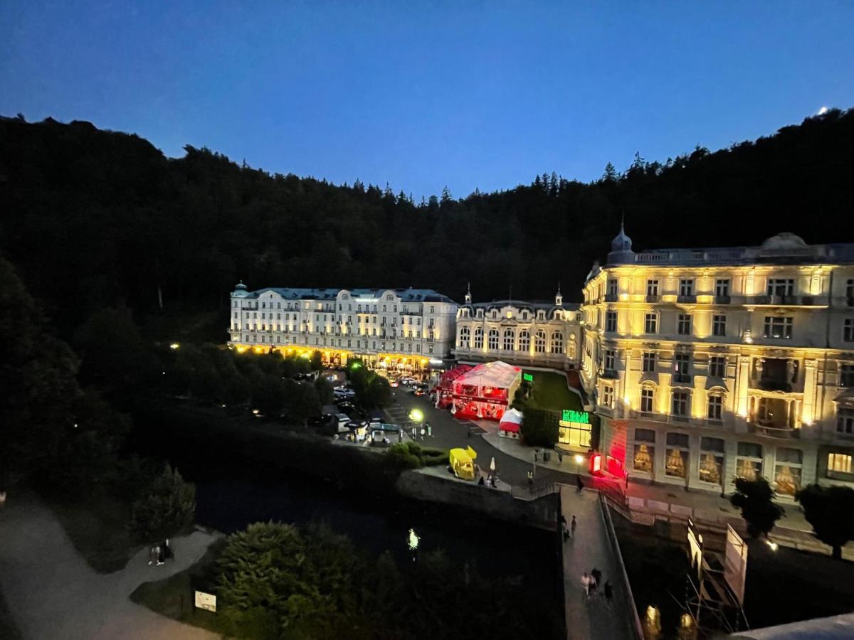 Riverside Apartment Karlovy Vary Ngoại thất bức ảnh
