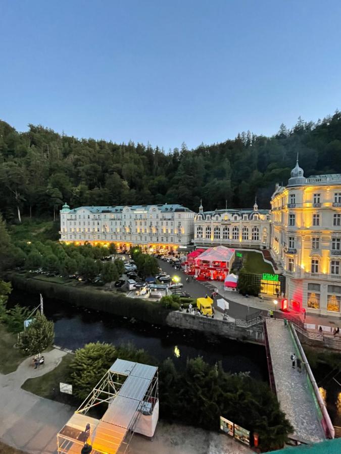Riverside Apartment Karlovy Vary Ngoại thất bức ảnh